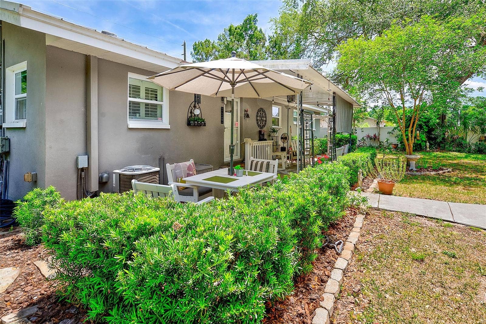 175 RIVIERE ROAD, Palm Harbor, FL 34683 175 RIVIERE ROAD, Palm Harbor, FL 34683