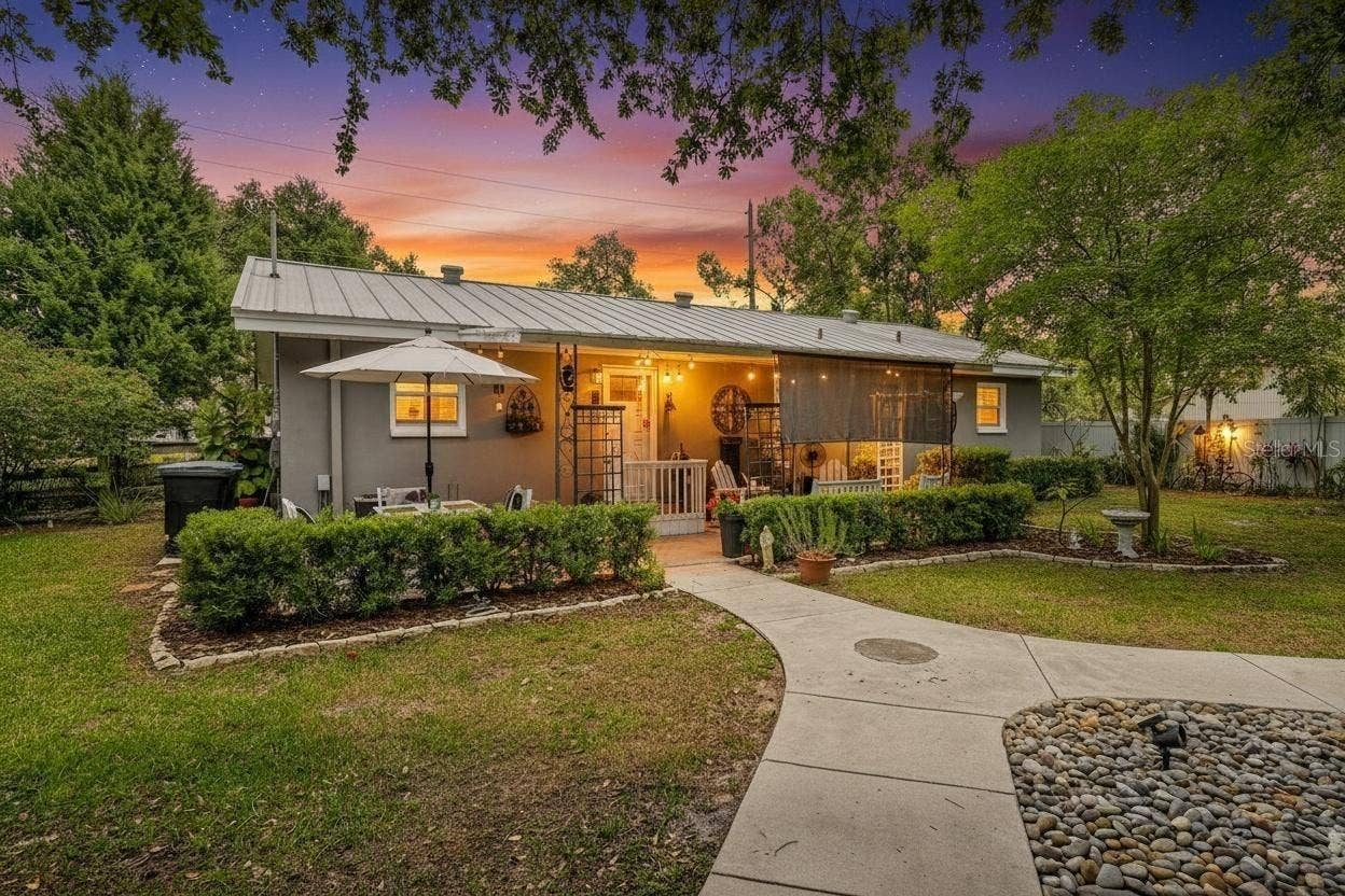 175 RIVIERE ROAD, Palm Harbor, FL 34683 175 RIVIERE ROAD, Palm Harbor, FL 34683