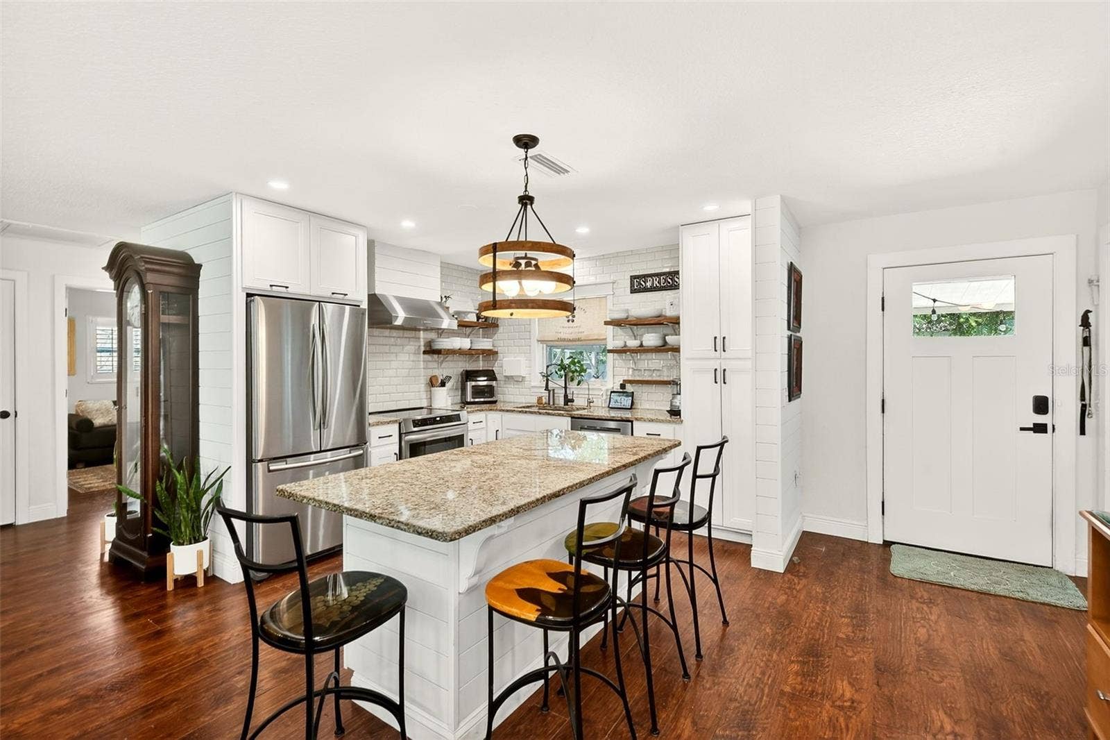 175 RIVIERE ROAD, Palm Harbor, FL 34683 Beautifully updated kitchen