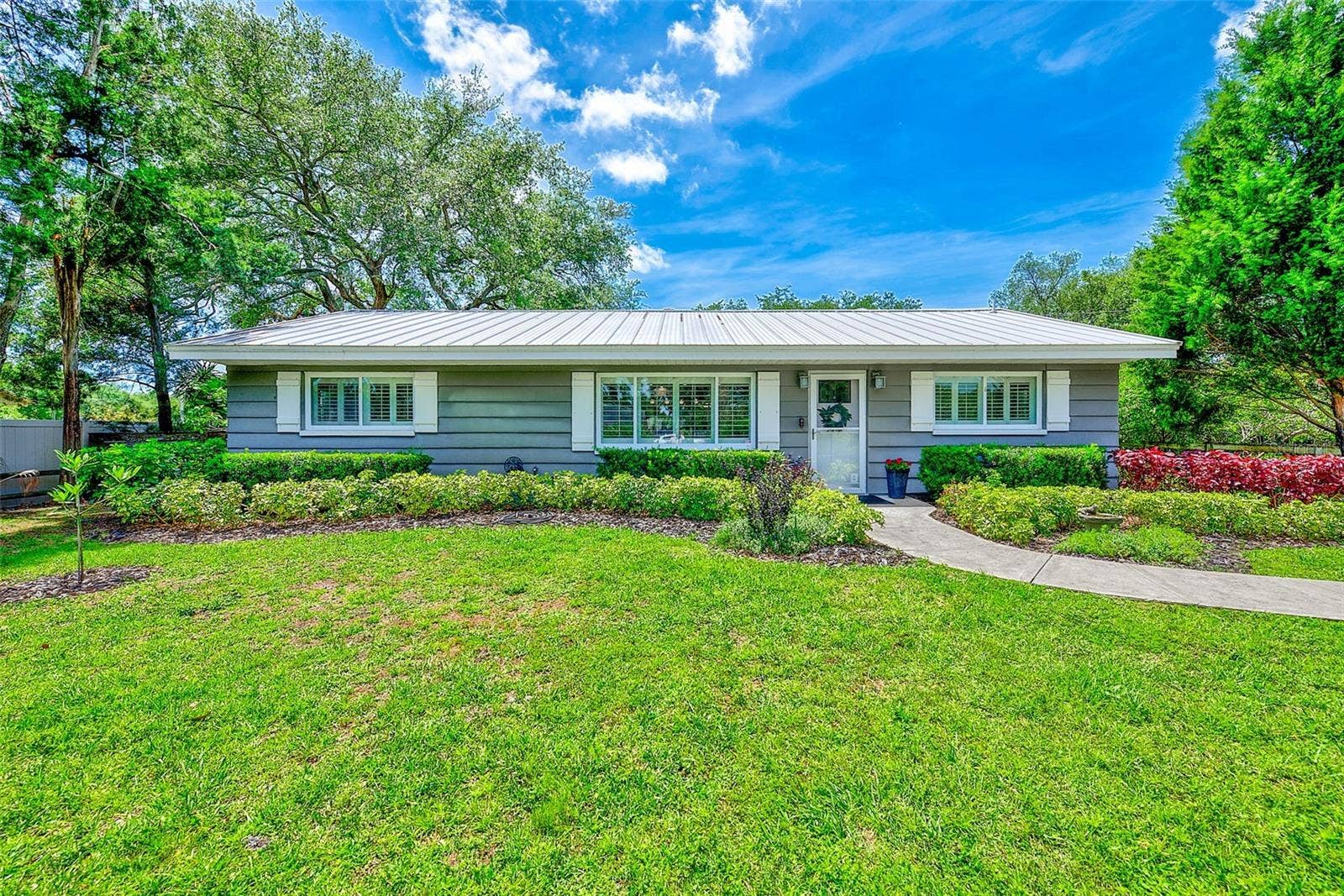175 RIVIERE ROAD, Palm Harbor, FL 34683 175 RIVIERE ROAD, Palm Harbor, FL 34683