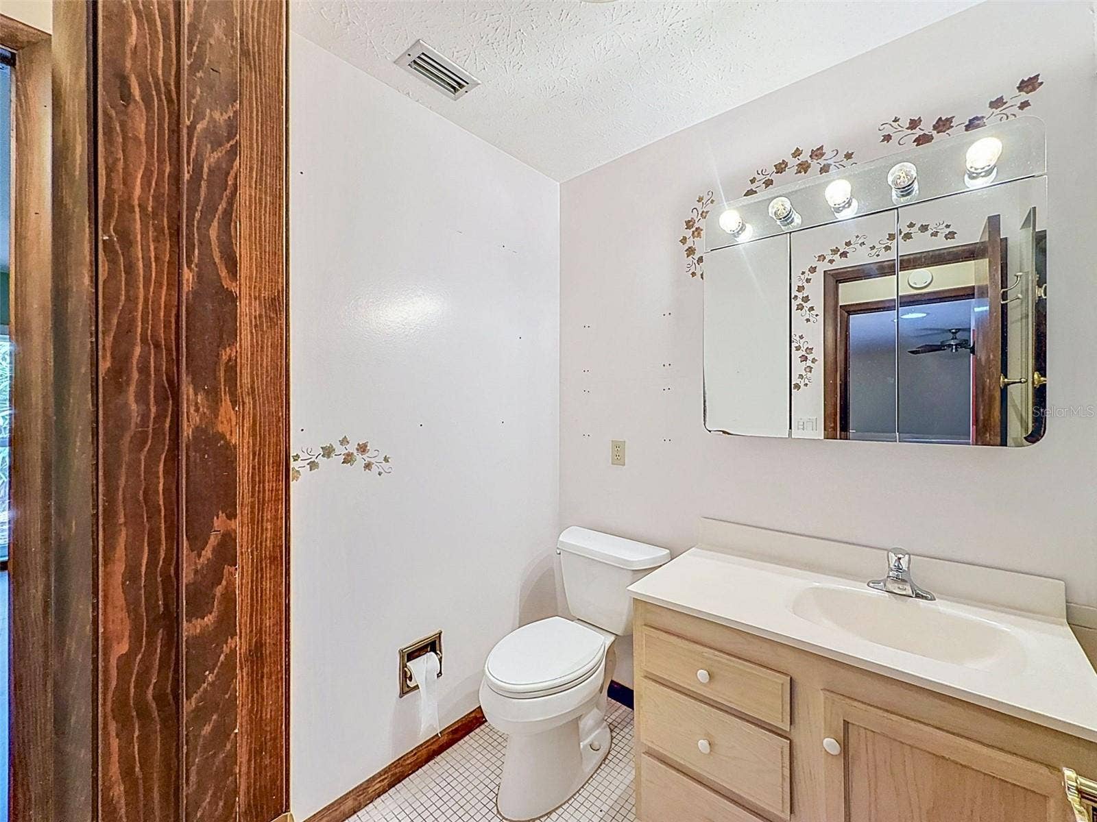18202 OAKDALE RD, Odessa, FL 33556 18202 OAKDALE RD, Odessa, FL 33556