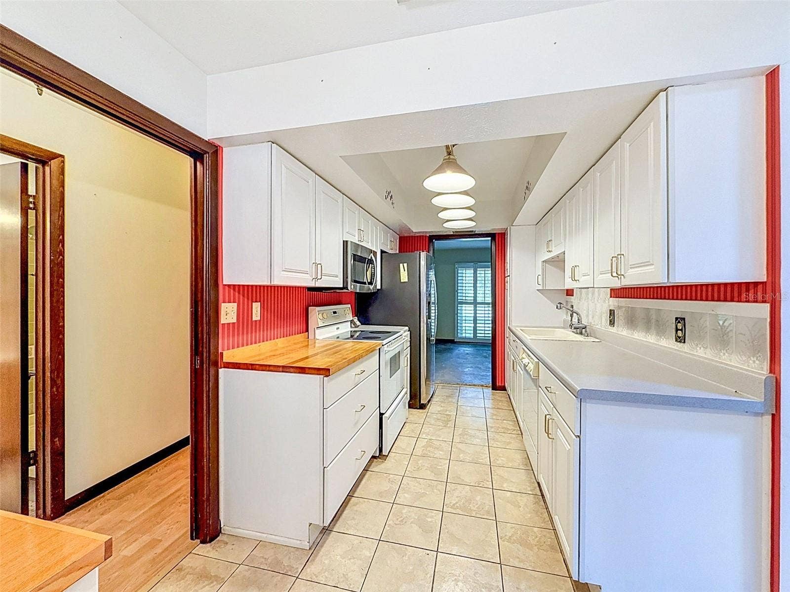 18202 OAKDALE RD, Odessa, FL 33556 18202 OAKDALE RD, Odessa, FL 33556
