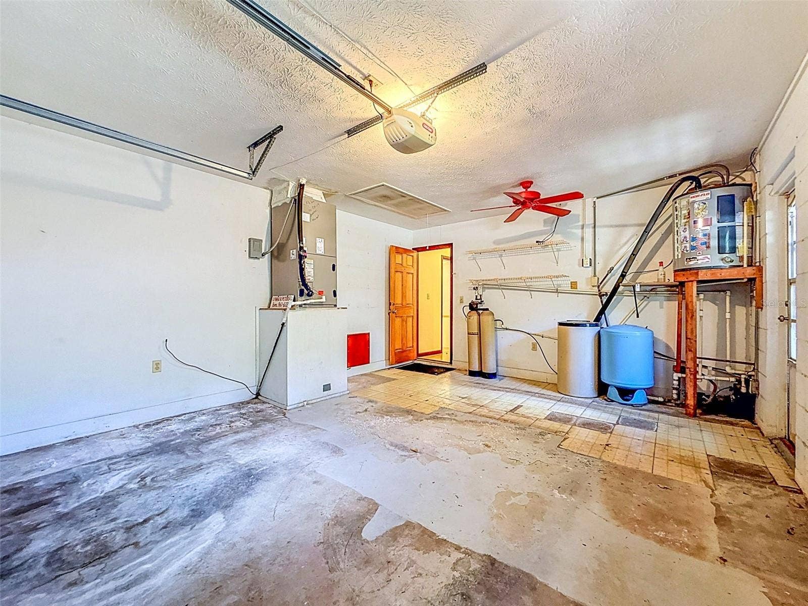 18202 OAKDALE RD, Odessa, FL 33556 18202 OAKDALE RD, Odessa, FL 33556