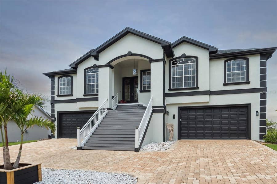 Property photo for 2401 SAND BAY DRIVE, Holiday, FL