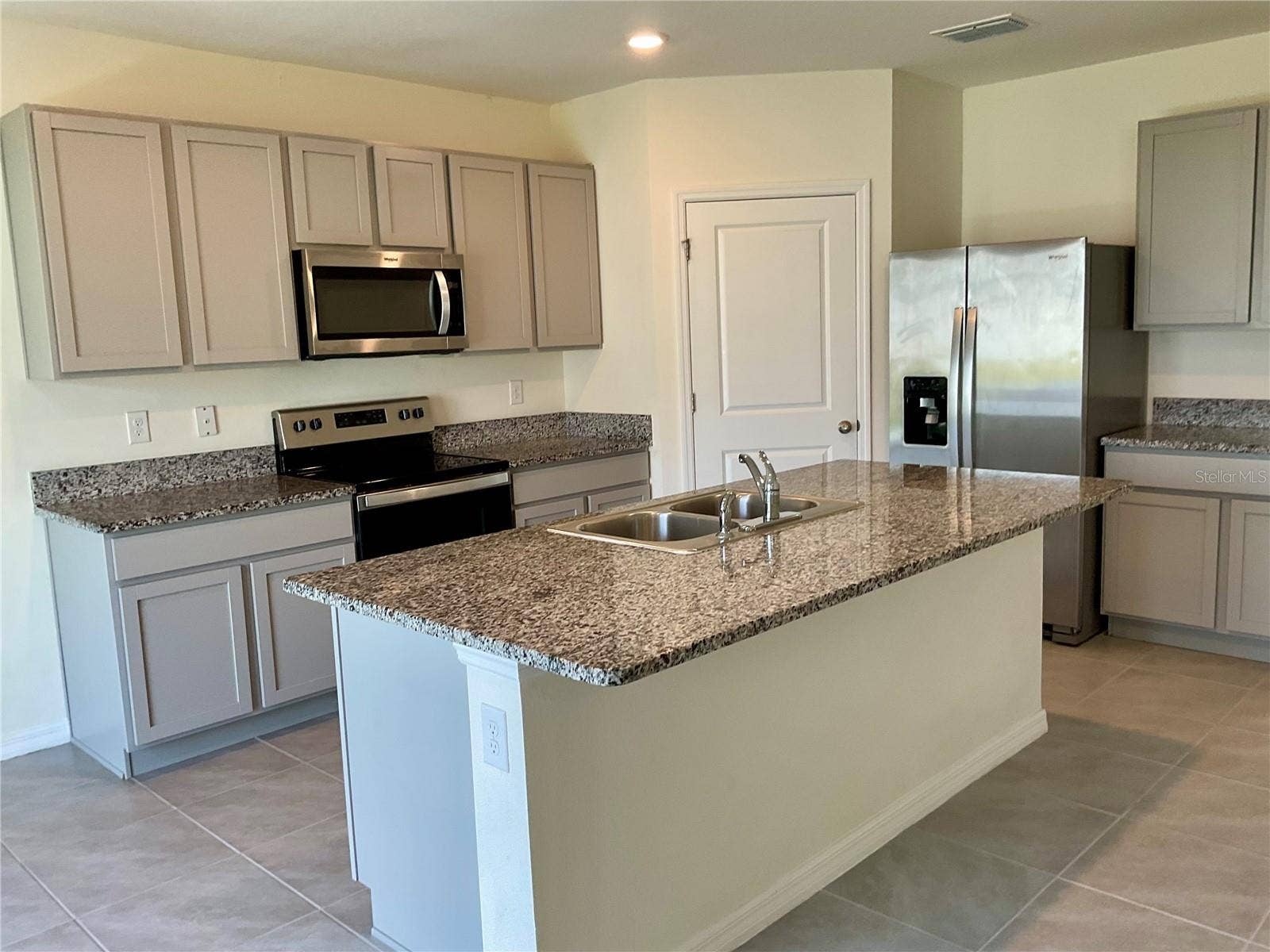 33409 FIELD MAPLE LOOP, Wesley Chapel, FL 33545
