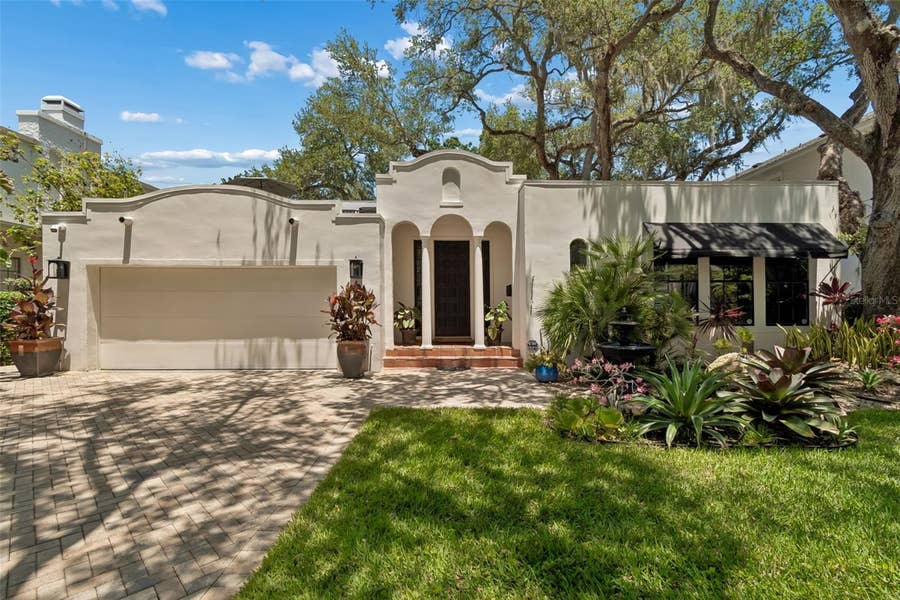 Property photo for 2941 W BAYSHORE COURT, Tampa, FL