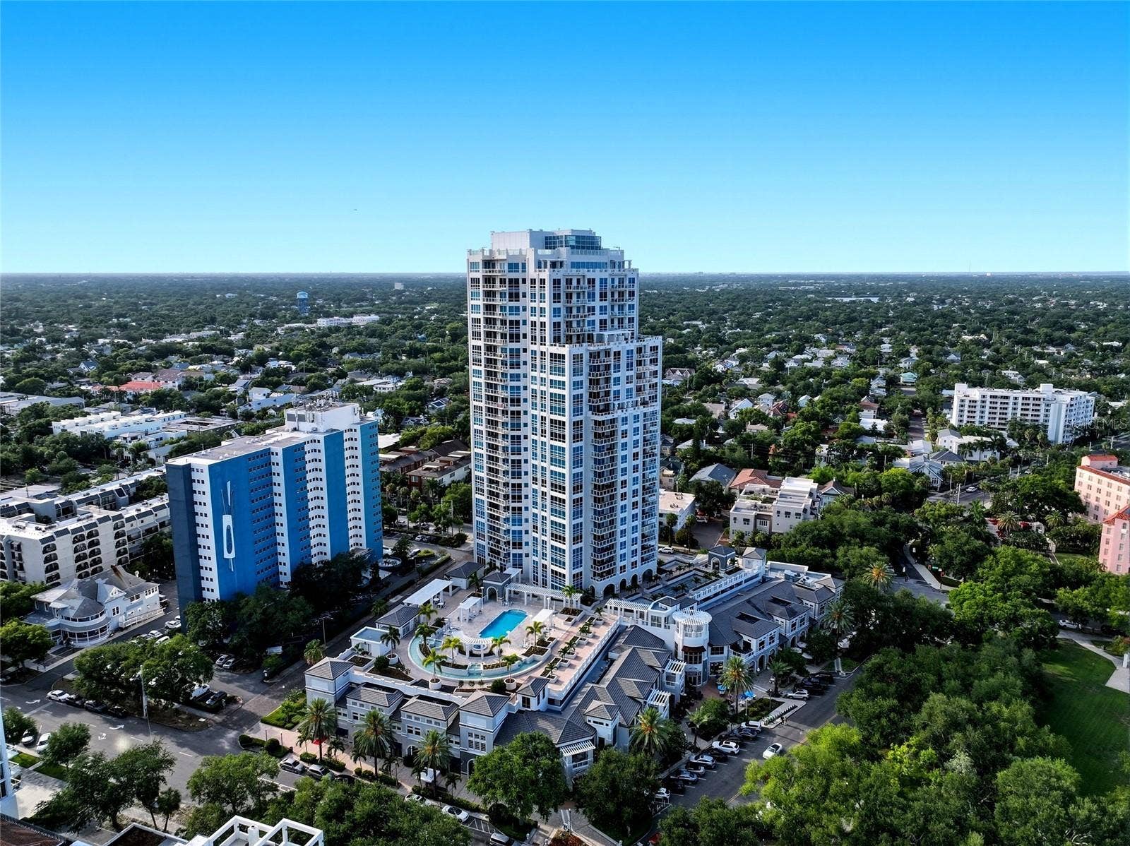400 BEACH DRIVE NE, #401, St Petersburg, FL 33701