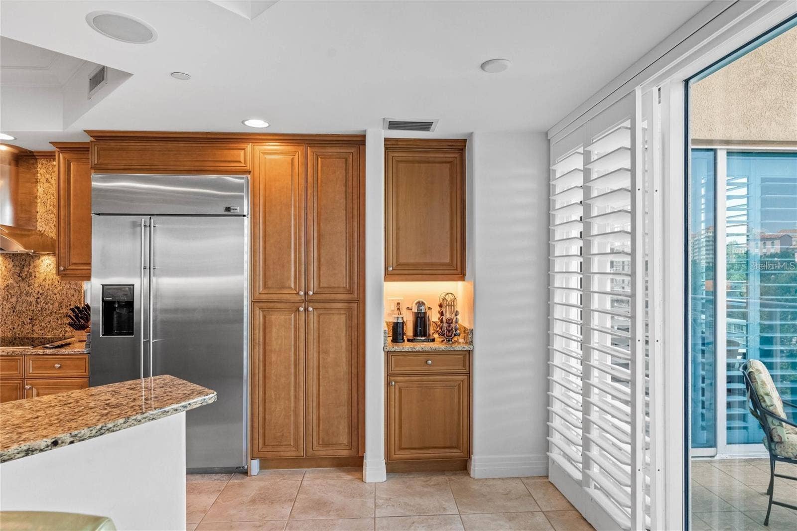 400 BEACH DRIVE NE, #401, St Petersburg, FL 33701