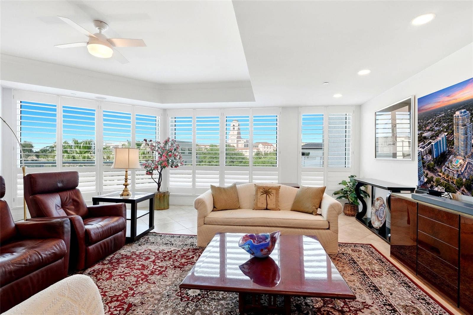 400 BEACH DRIVE NE, #401, St Petersburg, FL 33701