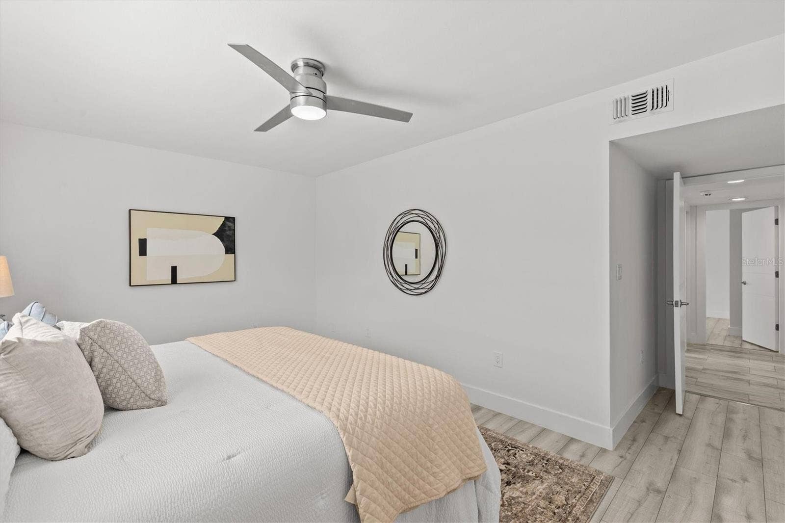 13915 WHISPERWOOD DRIVE, Clearwater, FL 33762 Downstairs ensuite/ bedroom 2