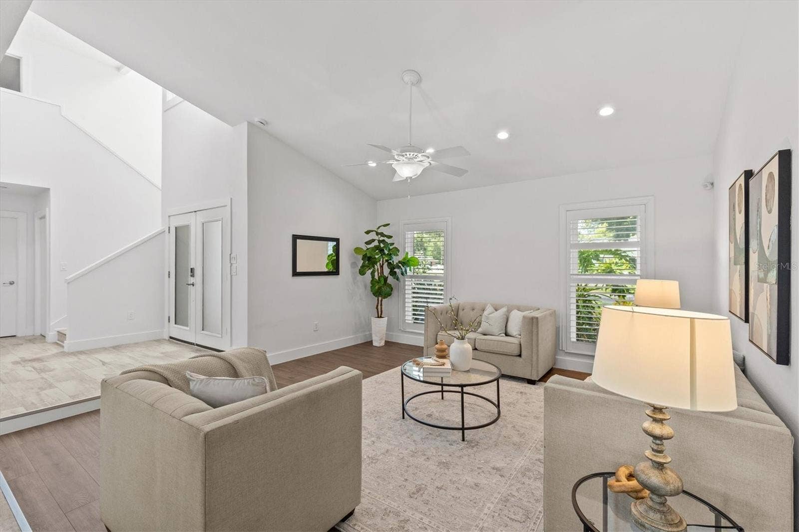13915 WHISPERWOOD DRIVE, Clearwater, FL 33762 Living Room