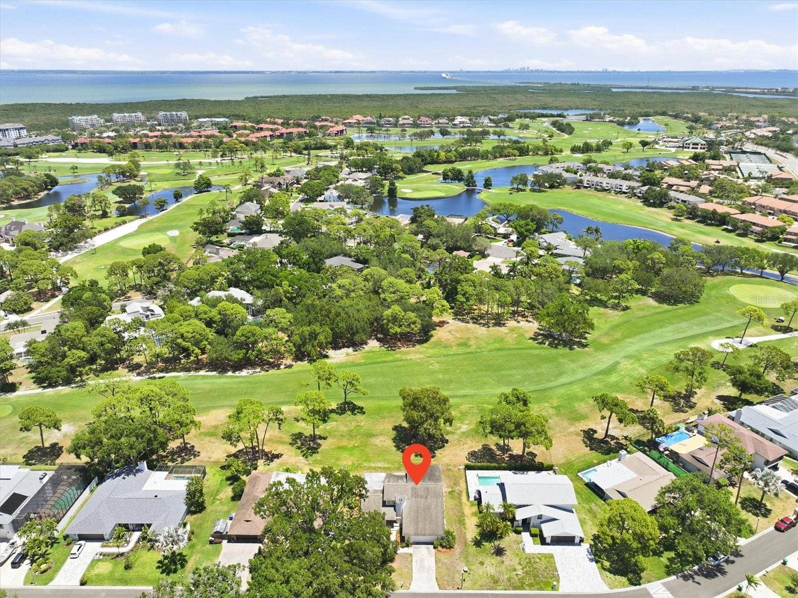 13915 WHISPERWOOD DRIVE, Clearwater, FL 33762 Direct golf course frontage