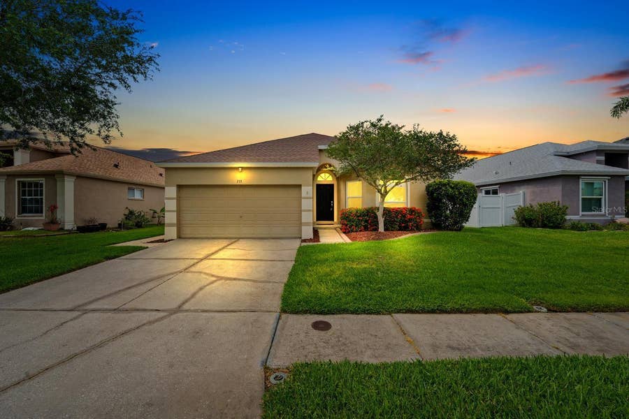 Property photo for 735 NE ADDISON DRIVE, St Petersburg, FL