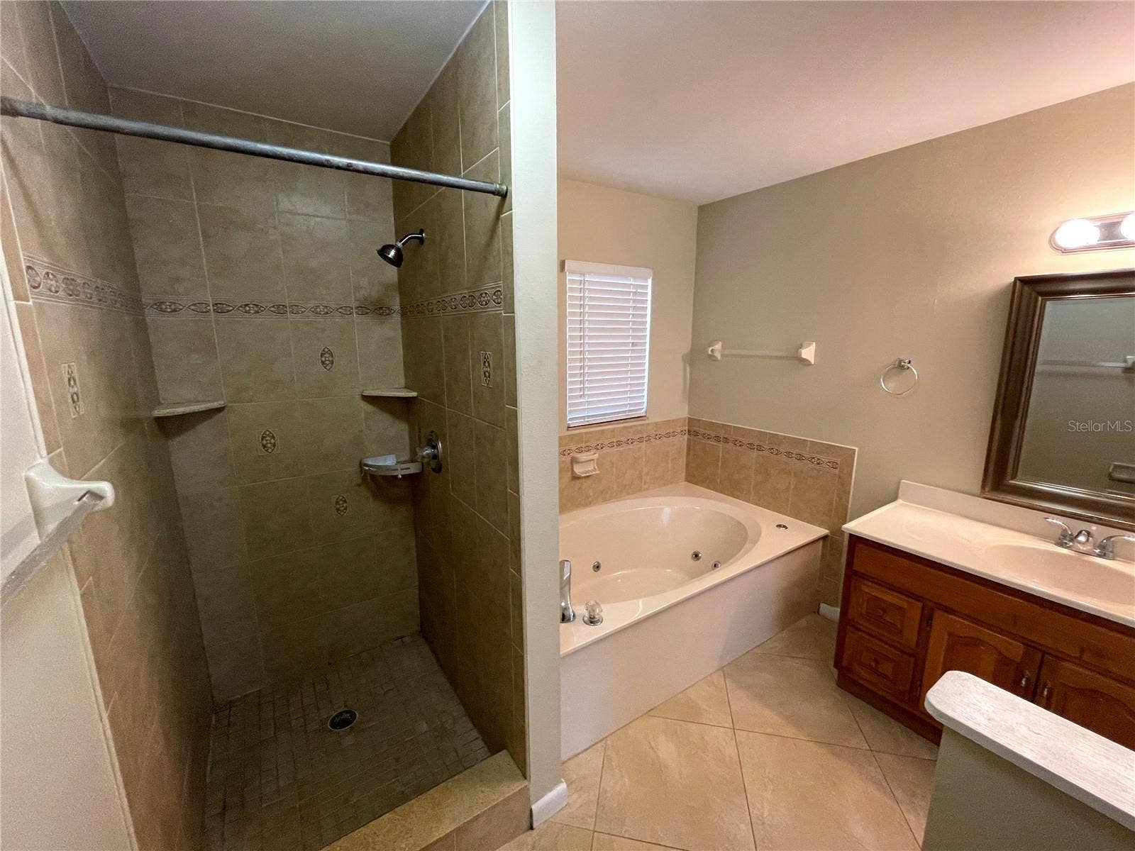 412 W IDLEWILD AVENUE, Tampa, FL 33604 412 W IDLEWILD AVENUE, Tampa, FL 33604