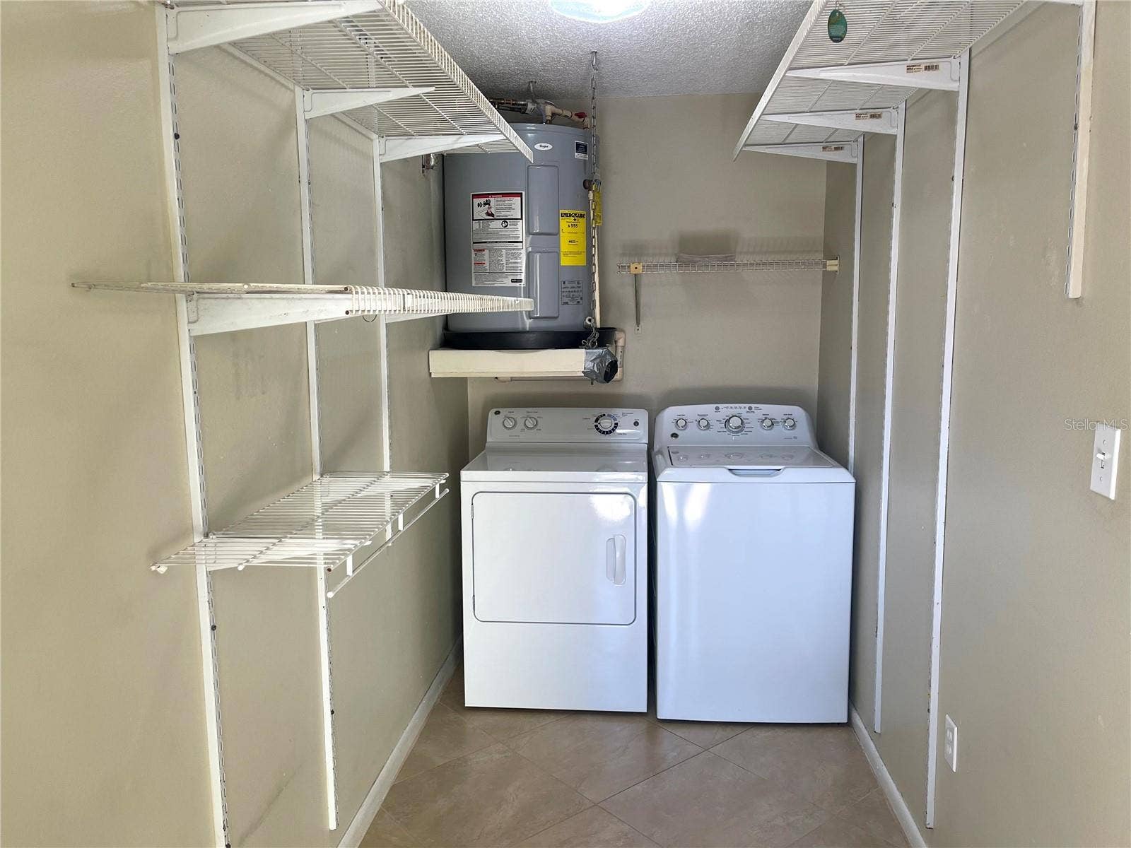 412 W IDLEWILD AVENUE, Tampa, FL 33604 412 W IDLEWILD AVENUE, Tampa, FL 33604
