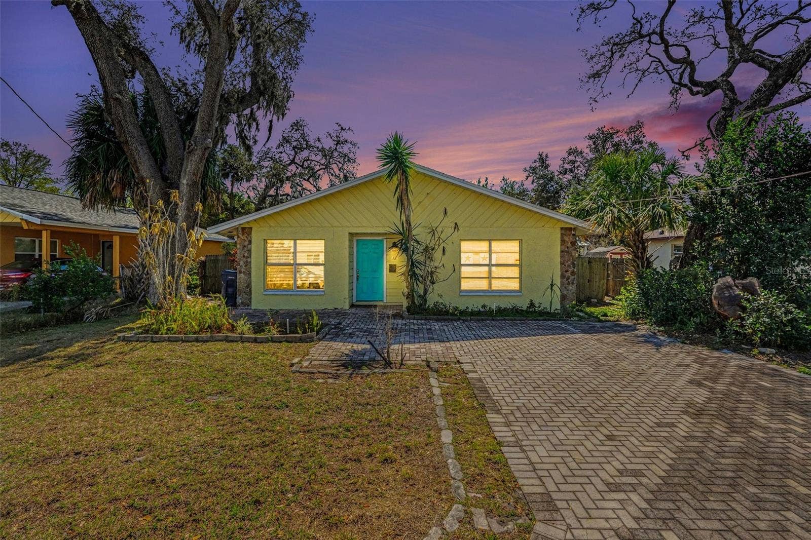412 W IDLEWILD AVENUE, Tampa, FL 33604 412 W IDLEWILD AVENUE, Tampa, FL 33604