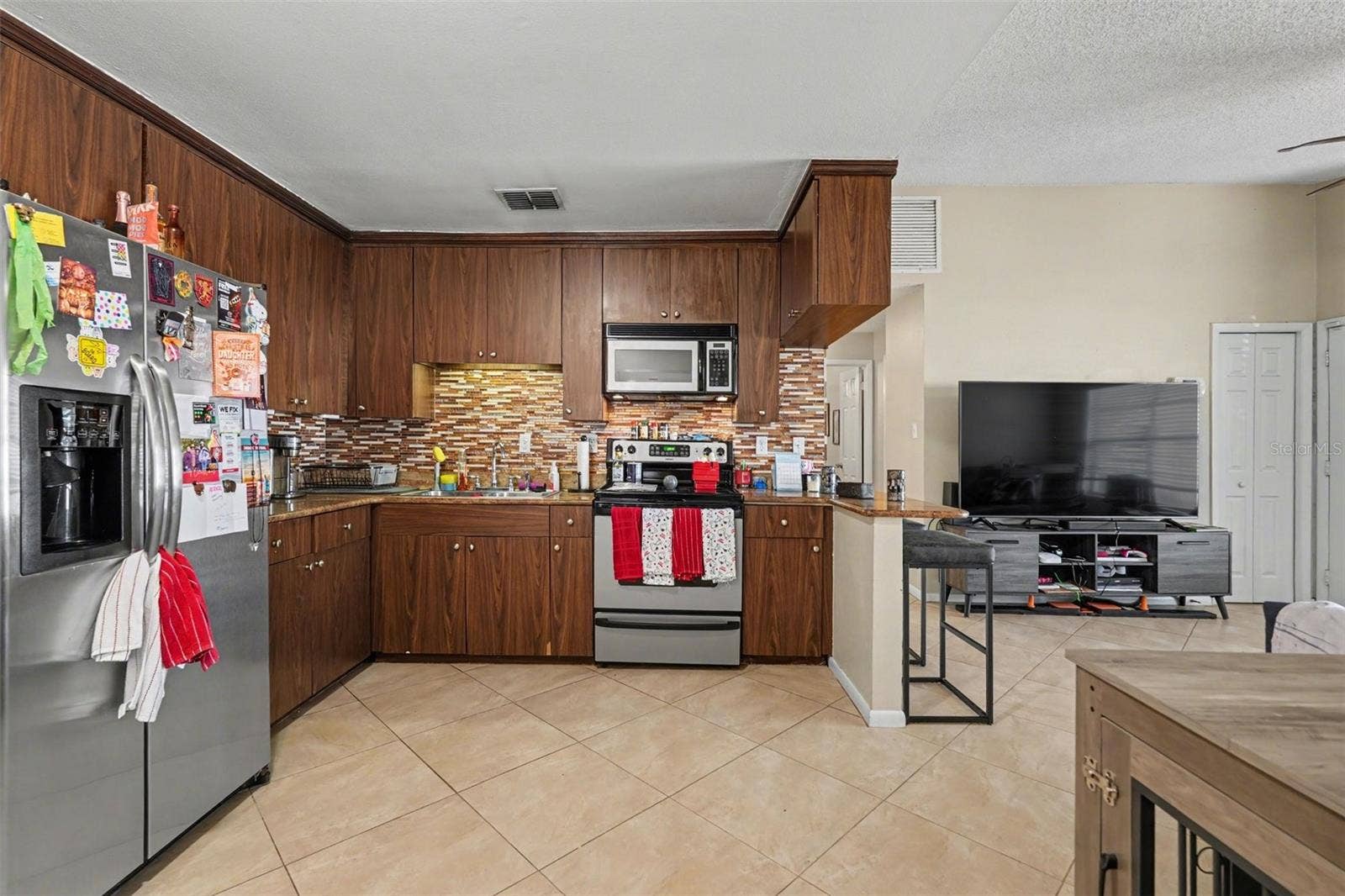 412 W IDLEWILD AVENUE, Tampa, FL 33604 412 W IDLEWILD AVENUE, Tampa, FL 33604
