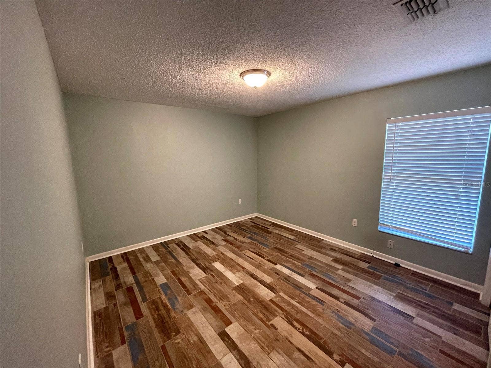 412 W IDLEWILD AVENUE, Tampa, FL 33604 412 W IDLEWILD AVENUE, Tampa, FL 33604