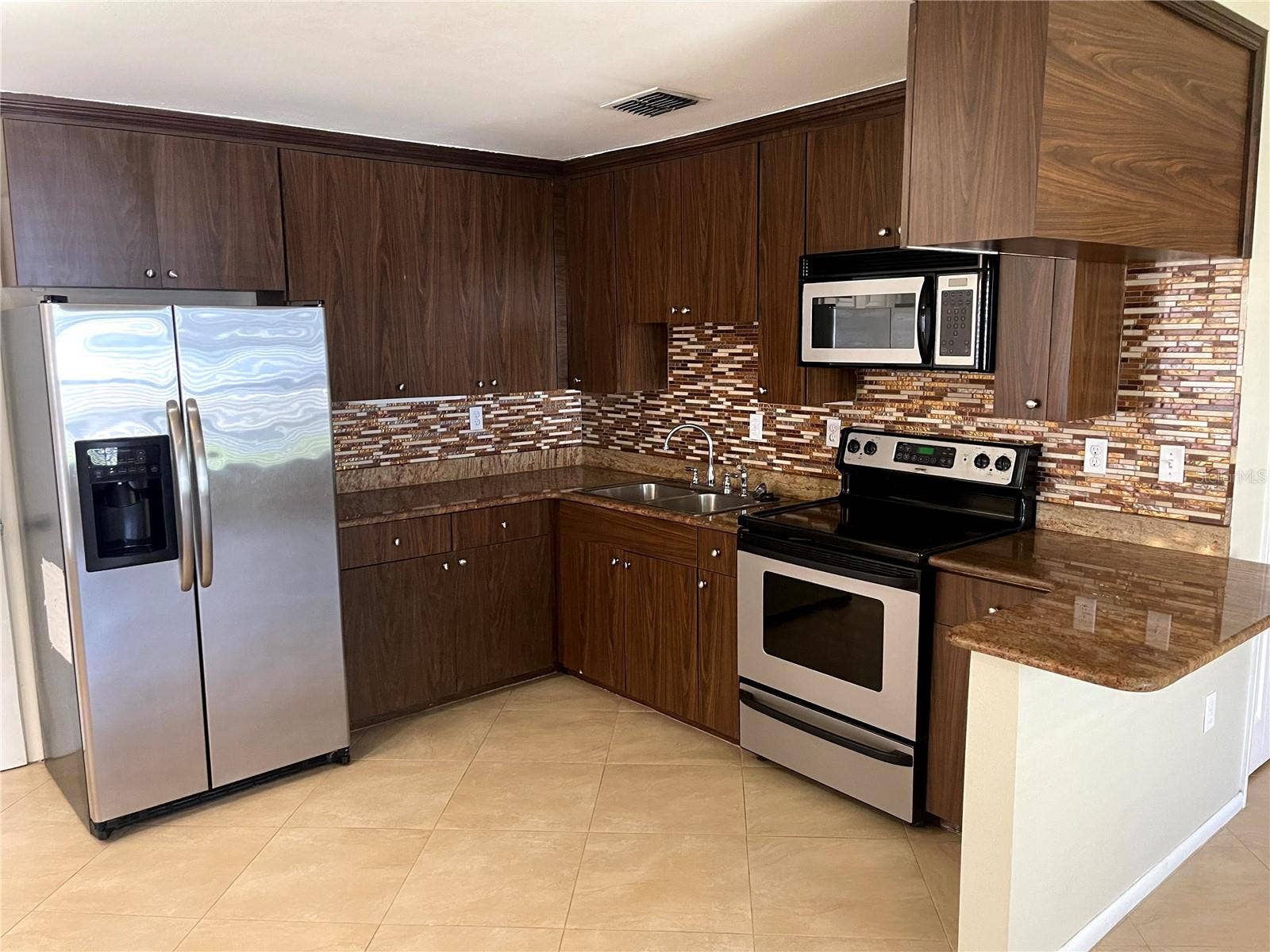 412 W IDLEWILD AVENUE, Tampa, FL 33604 412 W IDLEWILD AVENUE, Tampa, FL 33604