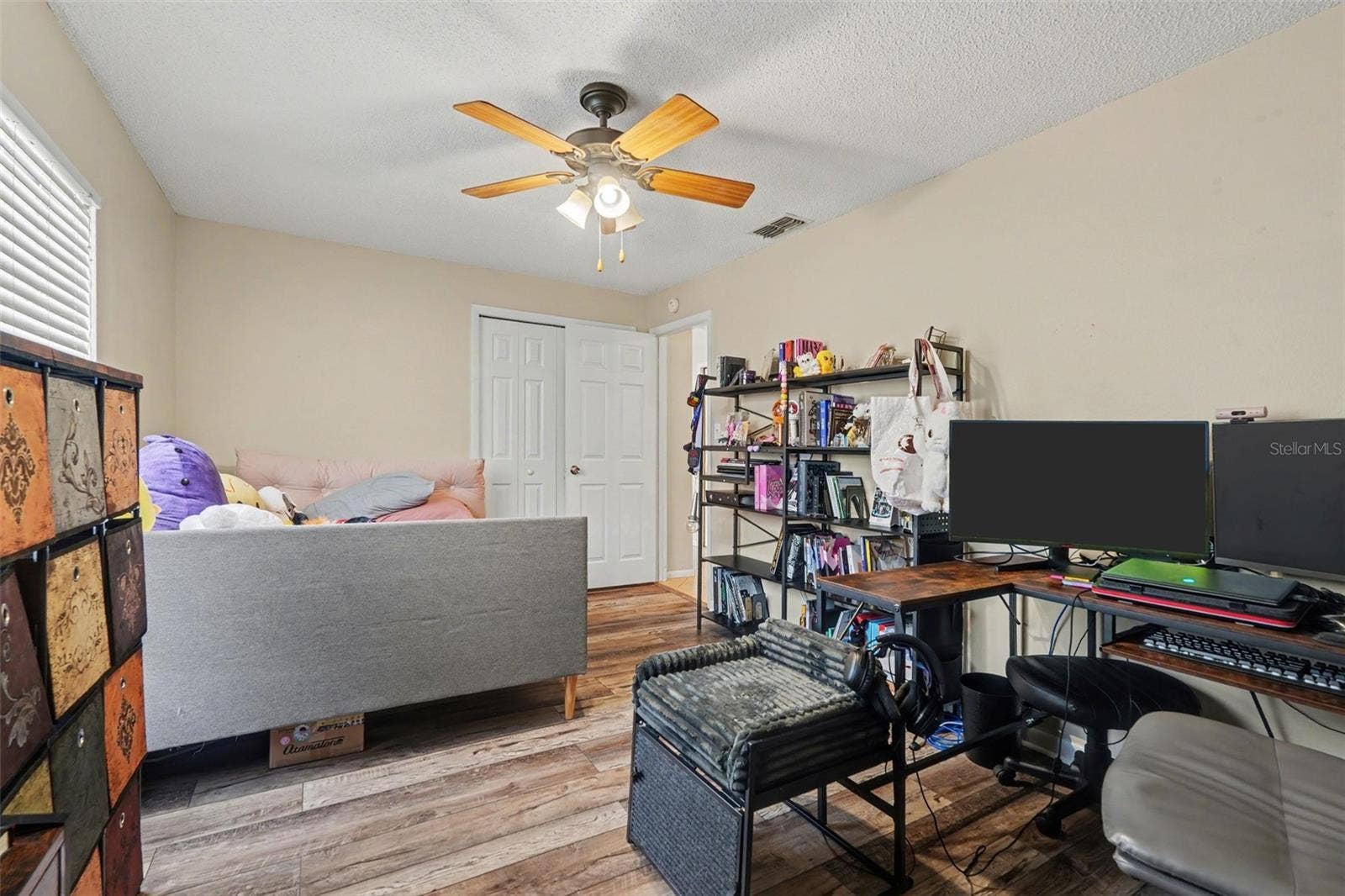 412 W IDLEWILD AVENUE, Tampa, FL 33604 412 W IDLEWILD AVENUE, Tampa, FL 33604