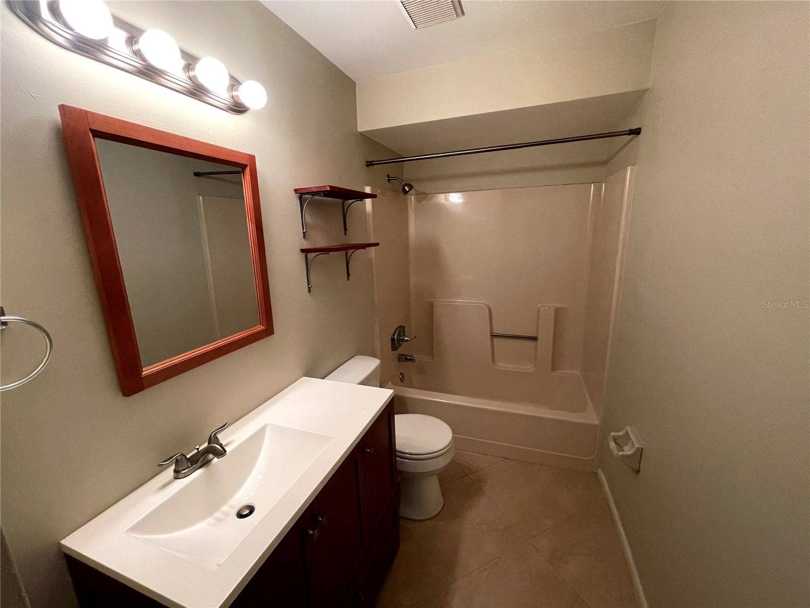 412 W IDLEWILD AVENUE, Tampa, FL 33604 412 W IDLEWILD AVENUE, Tampa, FL 33604