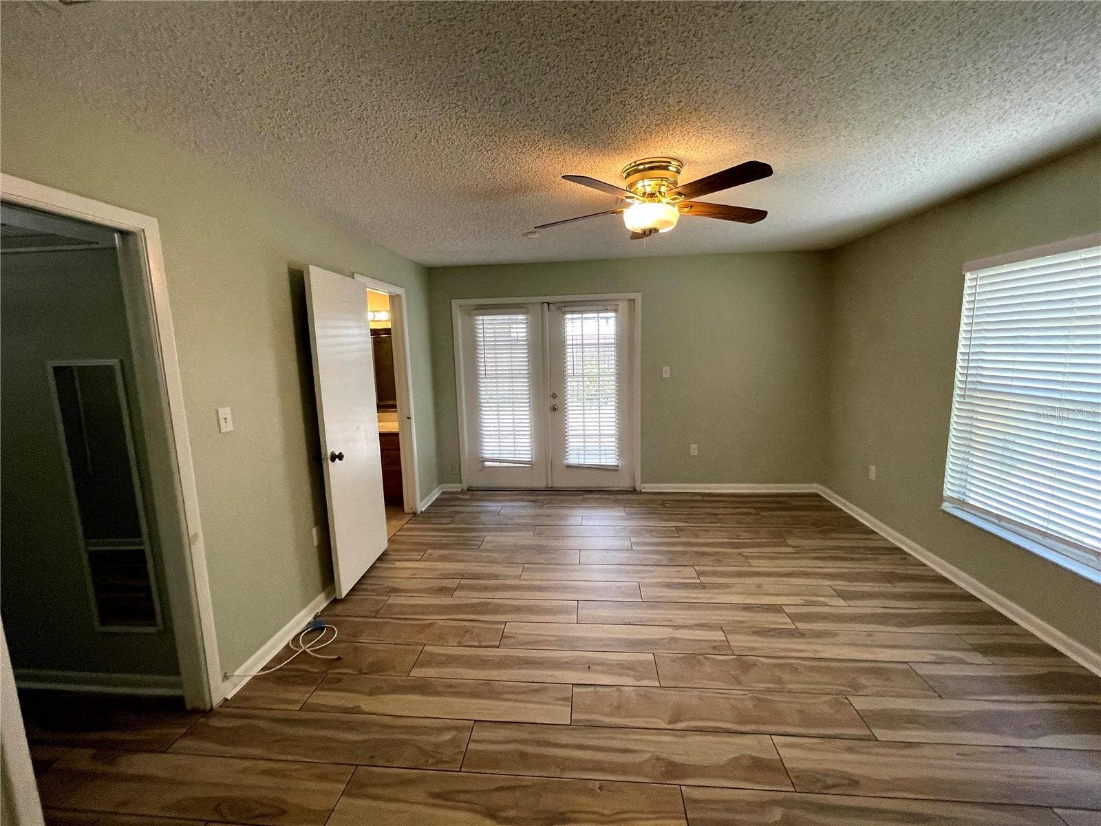 412 W IDLEWILD AVENUE, Tampa, FL 33604 412 W IDLEWILD AVENUE, Tampa, FL 33604