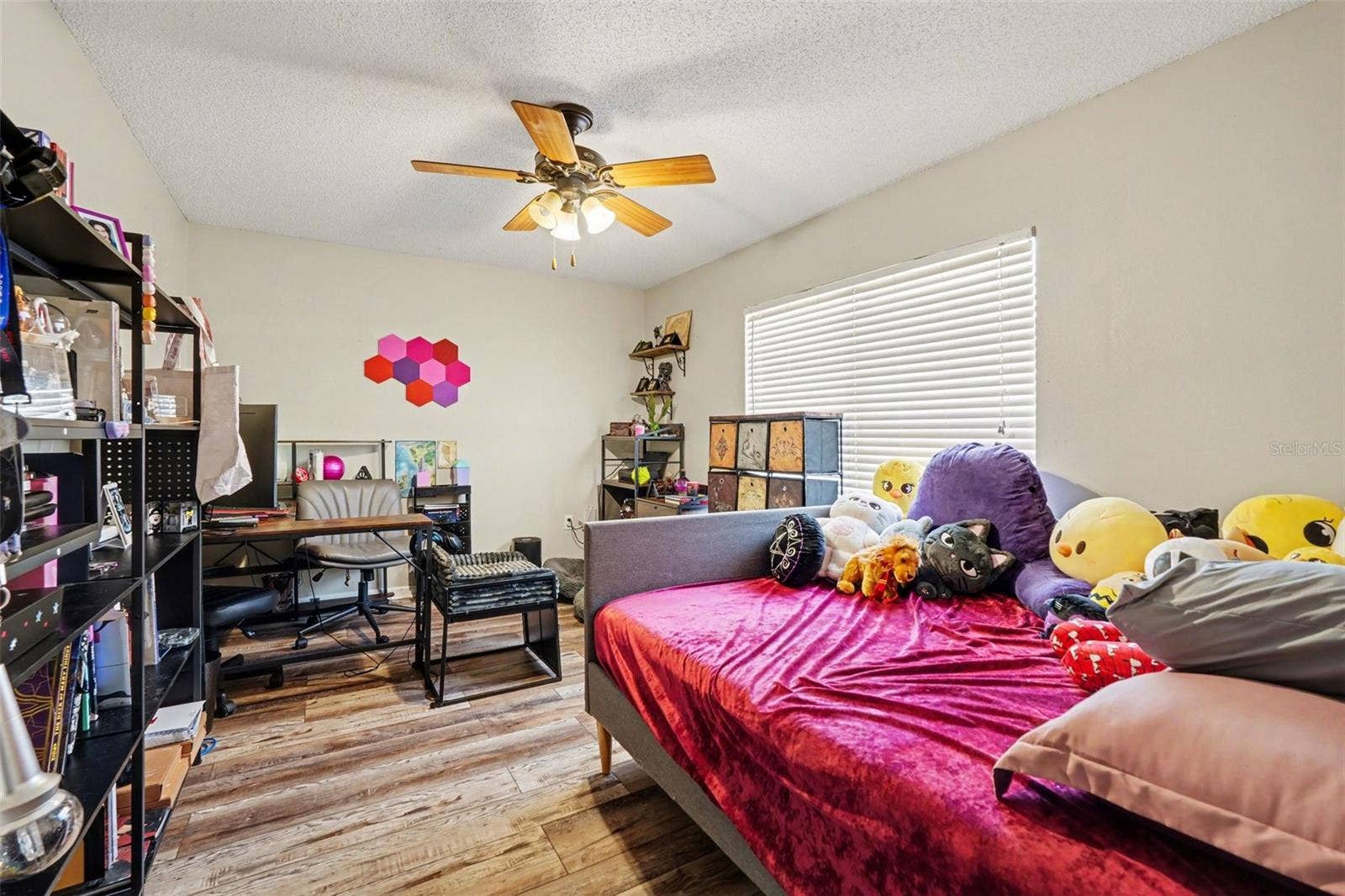 412 W IDLEWILD AVENUE, Tampa, FL 33604 412 W IDLEWILD AVENUE, Tampa, FL 33604