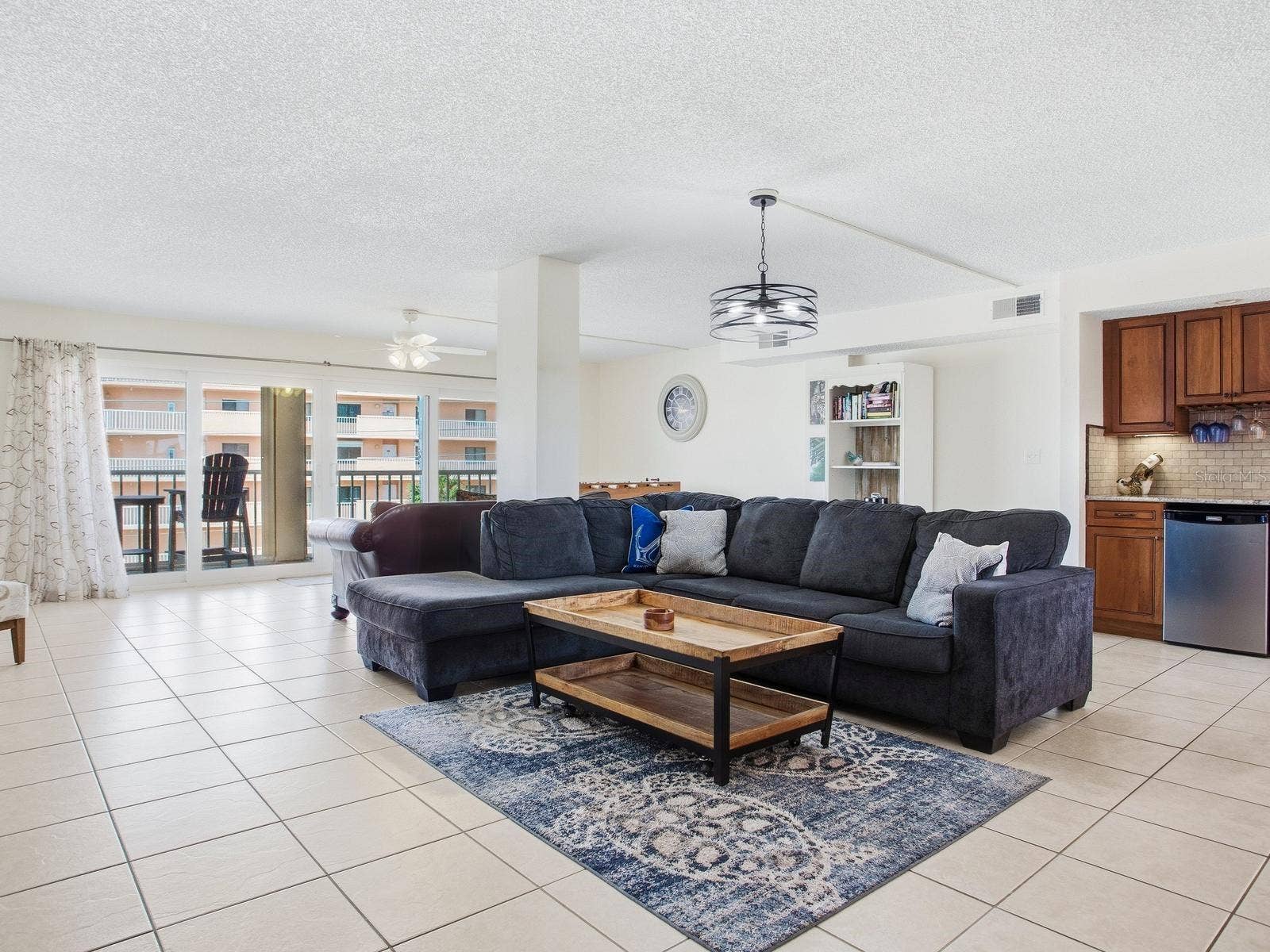 1005 GULF BOULEVARD, #10, Indian Rocks Beach, FL 33785 1005 GULF BOULEVARD, #10, Indian Rocks Beach, FL 33785