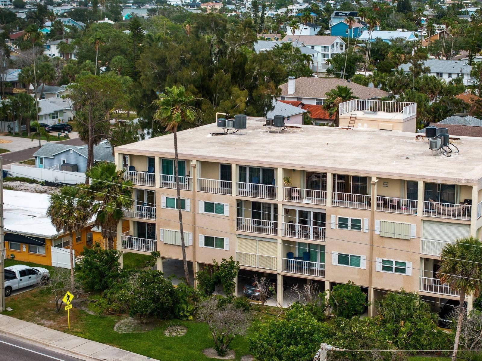 1005 GULF BOULEVARD, #10, Indian Rocks Beach, FL 33785 1005 GULF BOULEVARD, #10, Indian Rocks Beach, FL 33785