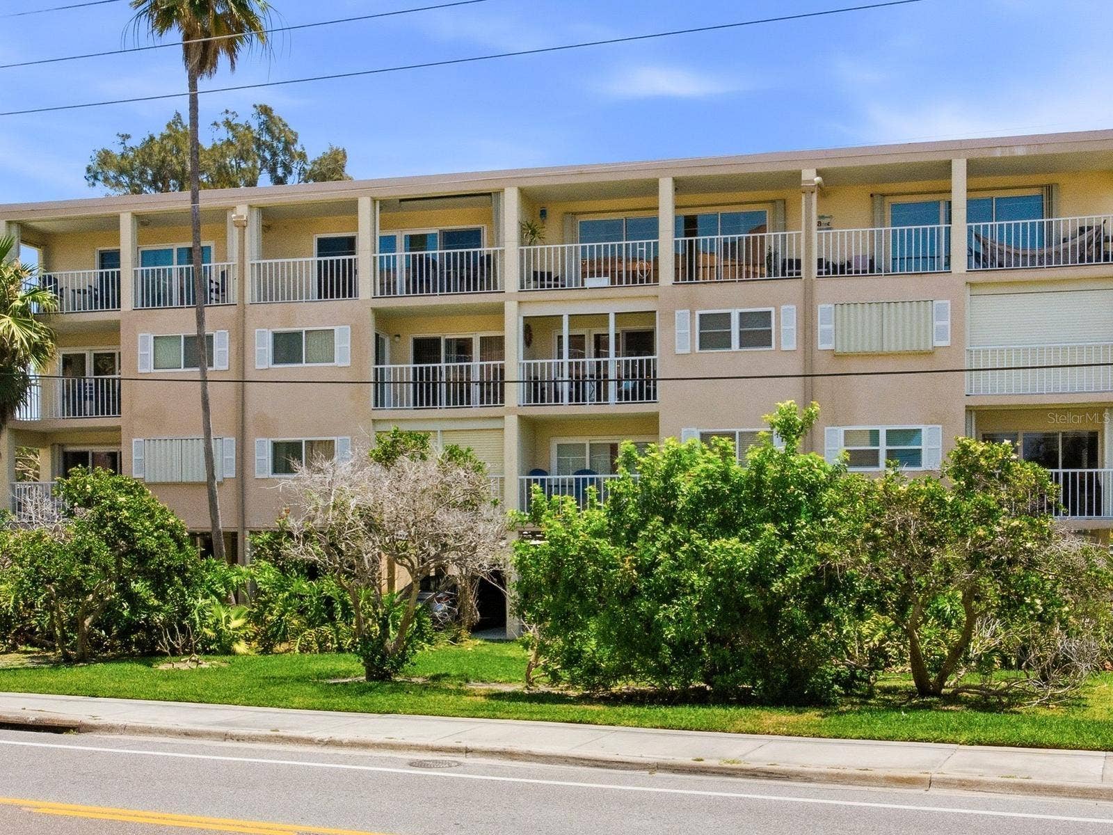 1005 GULF BOULEVARD, #10, Indian Rocks Beach, FL 33785 1005 GULF BOULEVARD, #10, Indian Rocks Beach, FL 33785