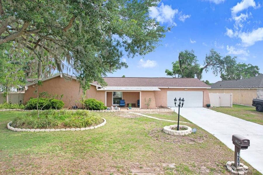 Property photo for 1204 LADY GUINEVERE DRIVE, Valrico, FL