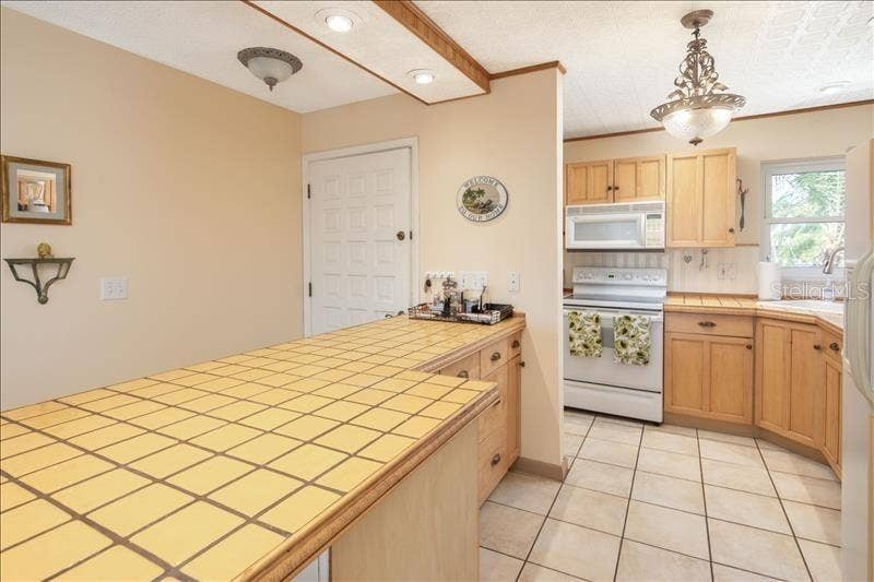 12405 3RD STREET E, #201, Treasure Island, FL 33706