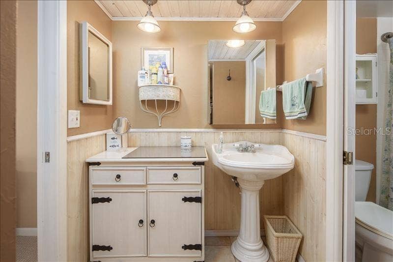 12405 3RD STREET E, #201, Treasure Island, FL 33706