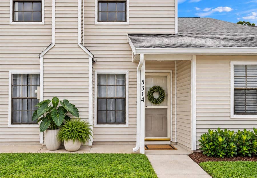Property photo for 5314 ABINGER COURT, Tampa, FL