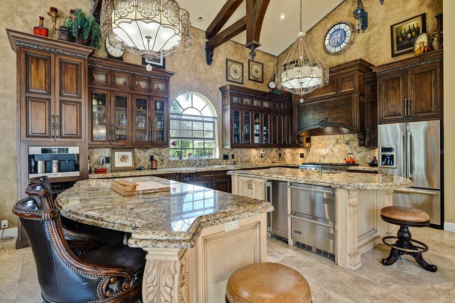 Property photo for Tampa, FL