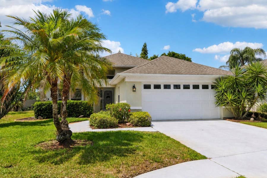 Property photo for 1129 DALESIDE LANE, New Port Richey, FL