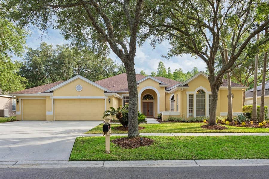 Property photo for 5306 REFLECTIONS BOULEVARD, Lutz, FL