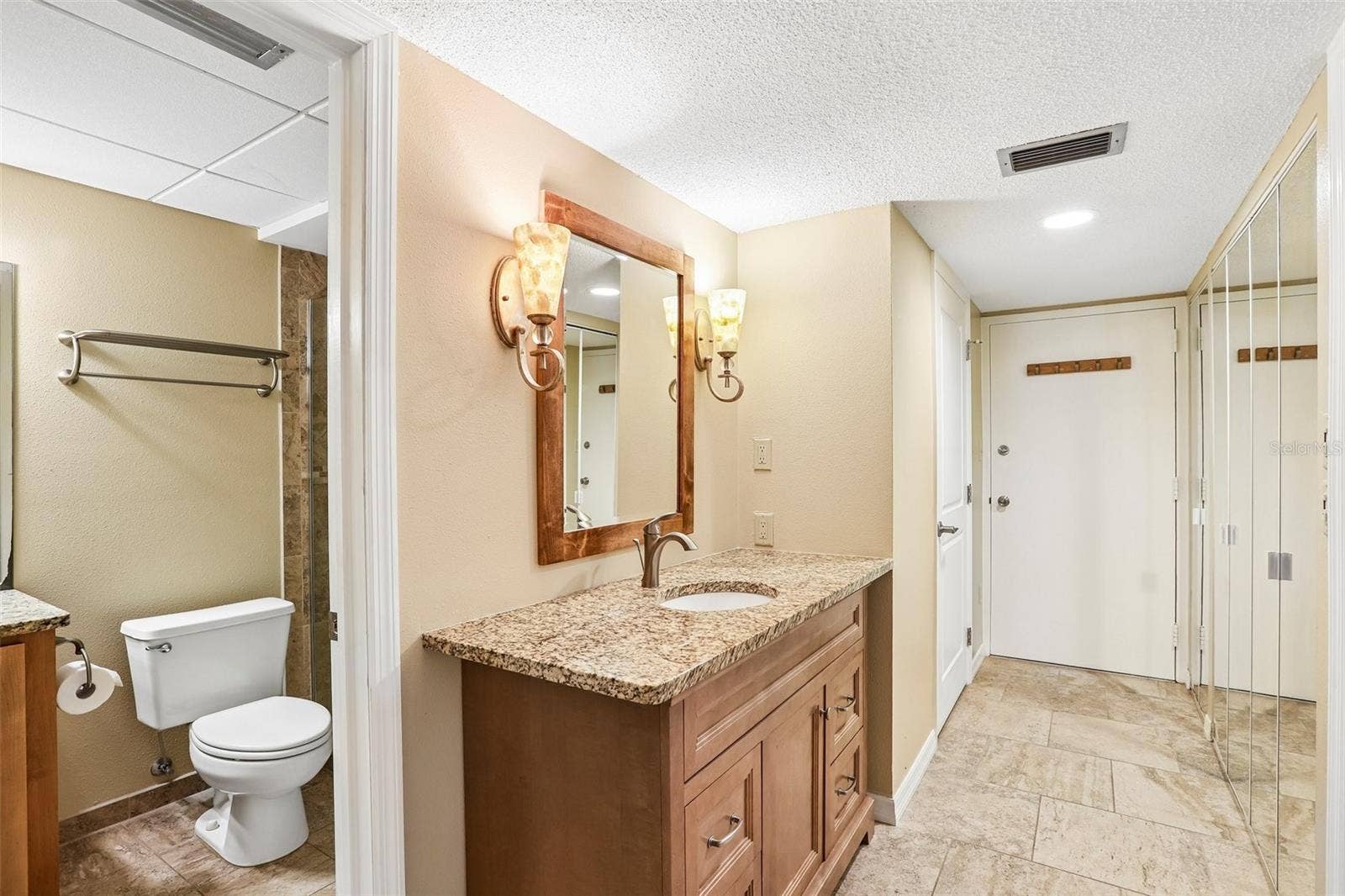 450 S GULFVIEW BOULEVARD, #703, Clearwater, FL 33767 450 S GULFVIEW BOULEVARD, #703, Clearwater, FL 33767