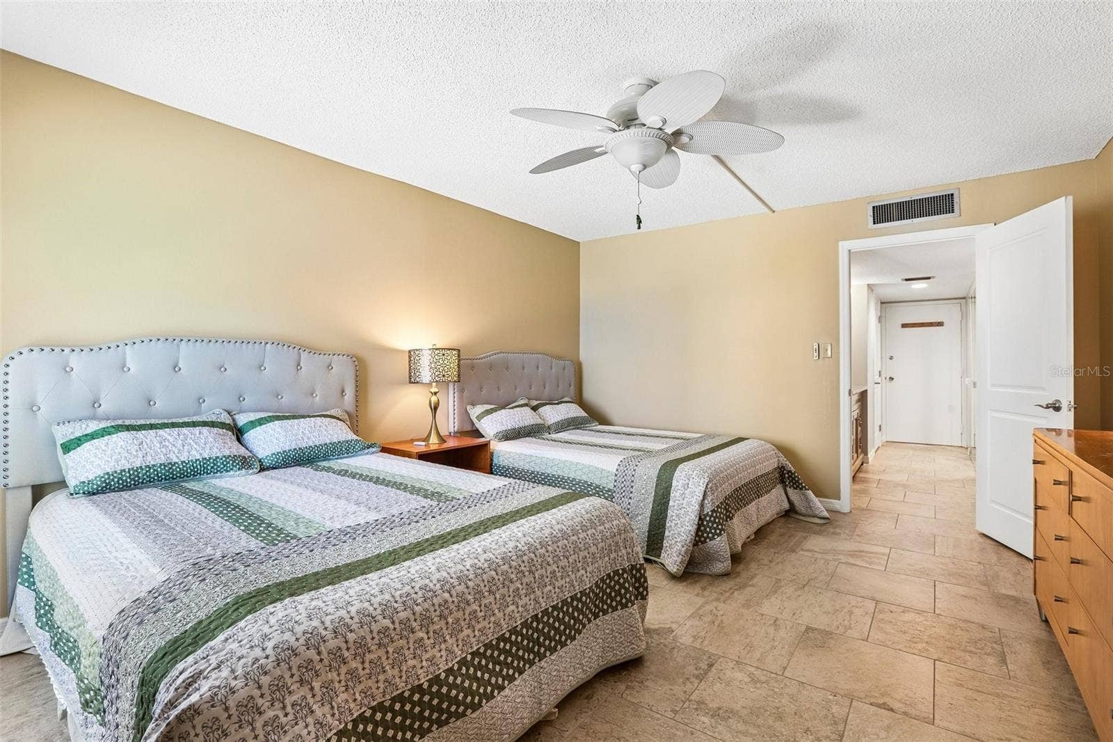450 S GULFVIEW BOULEVARD, #703, Clearwater, FL 33767 450 S GULFVIEW BOULEVARD, #703, Clearwater, FL 33767