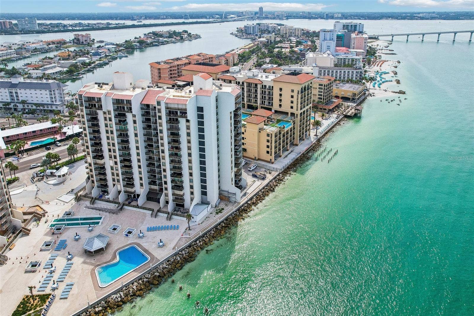 450 S GULFVIEW BOULEVARD, #703, Clearwater, FL 33767 450 S GULFVIEW BOULEVARD, #703, Clearwater, FL 33767