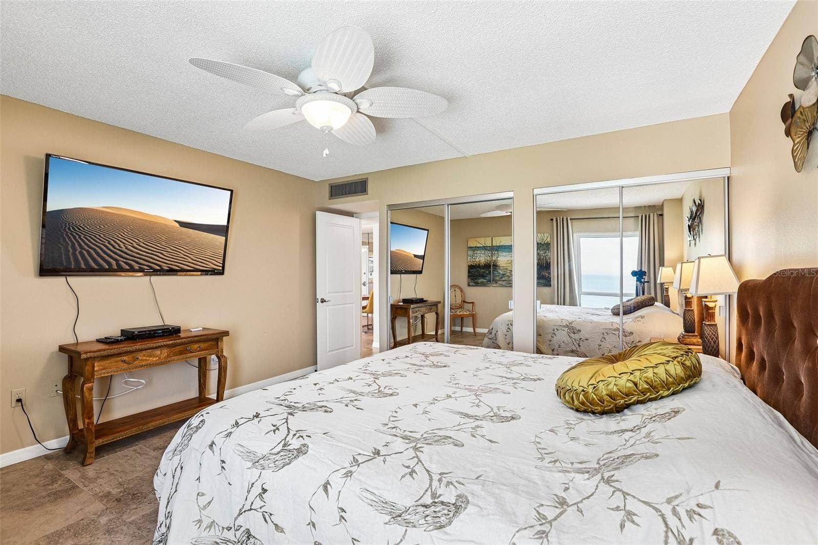 450 S GULFVIEW BOULEVARD, #703, Clearwater, FL 33767 450 S GULFVIEW BOULEVARD, #703, Clearwater, FL 33767