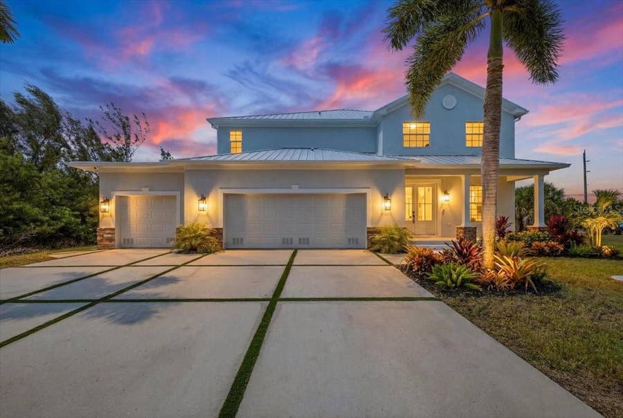 Property photo for 15408 MELPORT CIR, Port Charlotte, FL