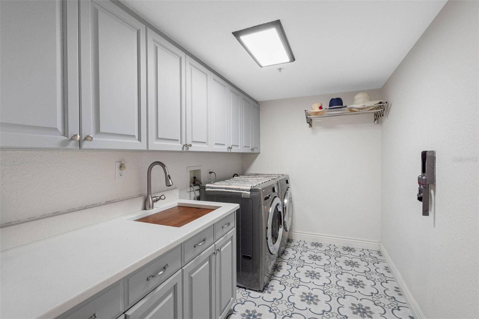 200 121ST AVENUE, #104, Treasure Island, FL 33706 200 121ST AVENUE, #104, Treasure Island, FL 33706