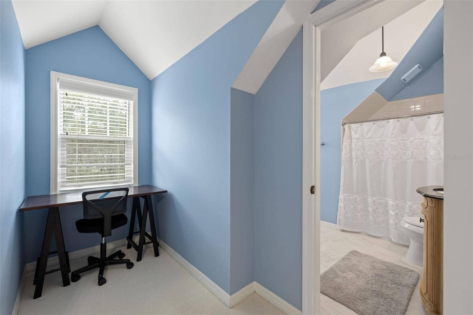 3233 W PARKLAND BOULEVARD, Tampa, FL 33609 3233 W PARKLAND BOULEVARD, Tampa, FL 33609