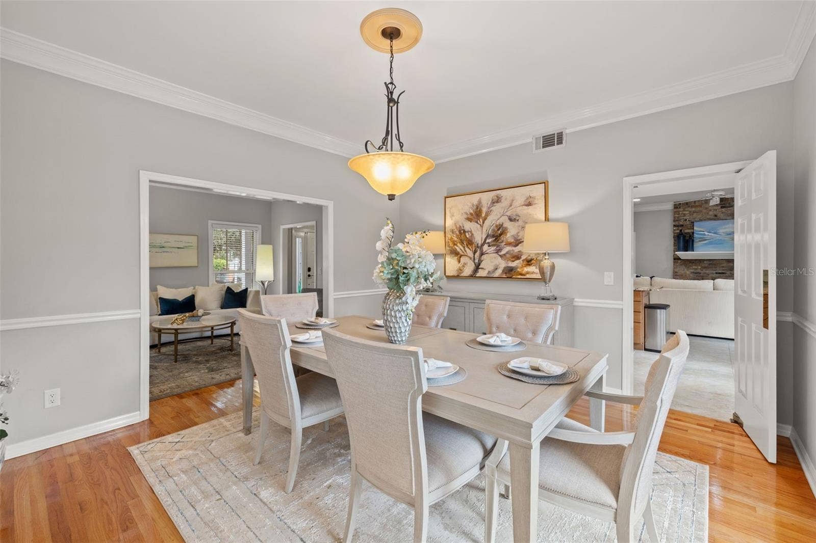 3233 W PARKLAND BOULEVARD, Tampa, FL 33609 Dining room