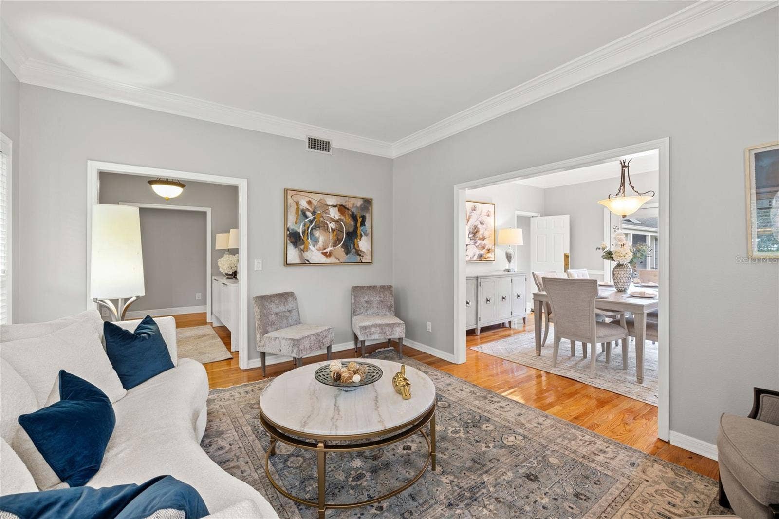 3233 W PARKLAND BOULEVARD, Tampa, FL 33609 Formal living room