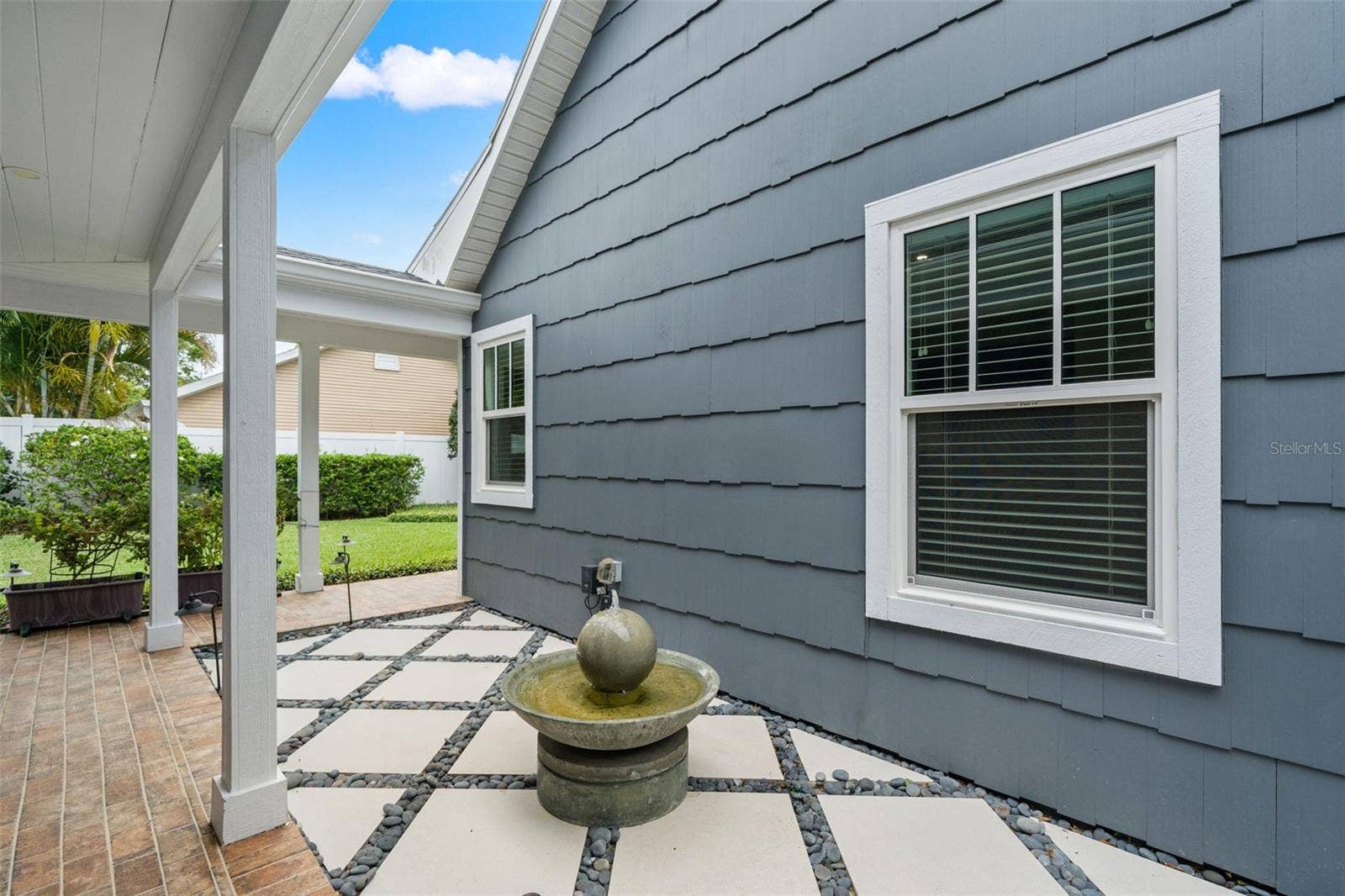 3233 W PARKLAND BOULEVARD, Tampa, FL 33609 3233 W PARKLAND BOULEVARD, Tampa, FL 33609
