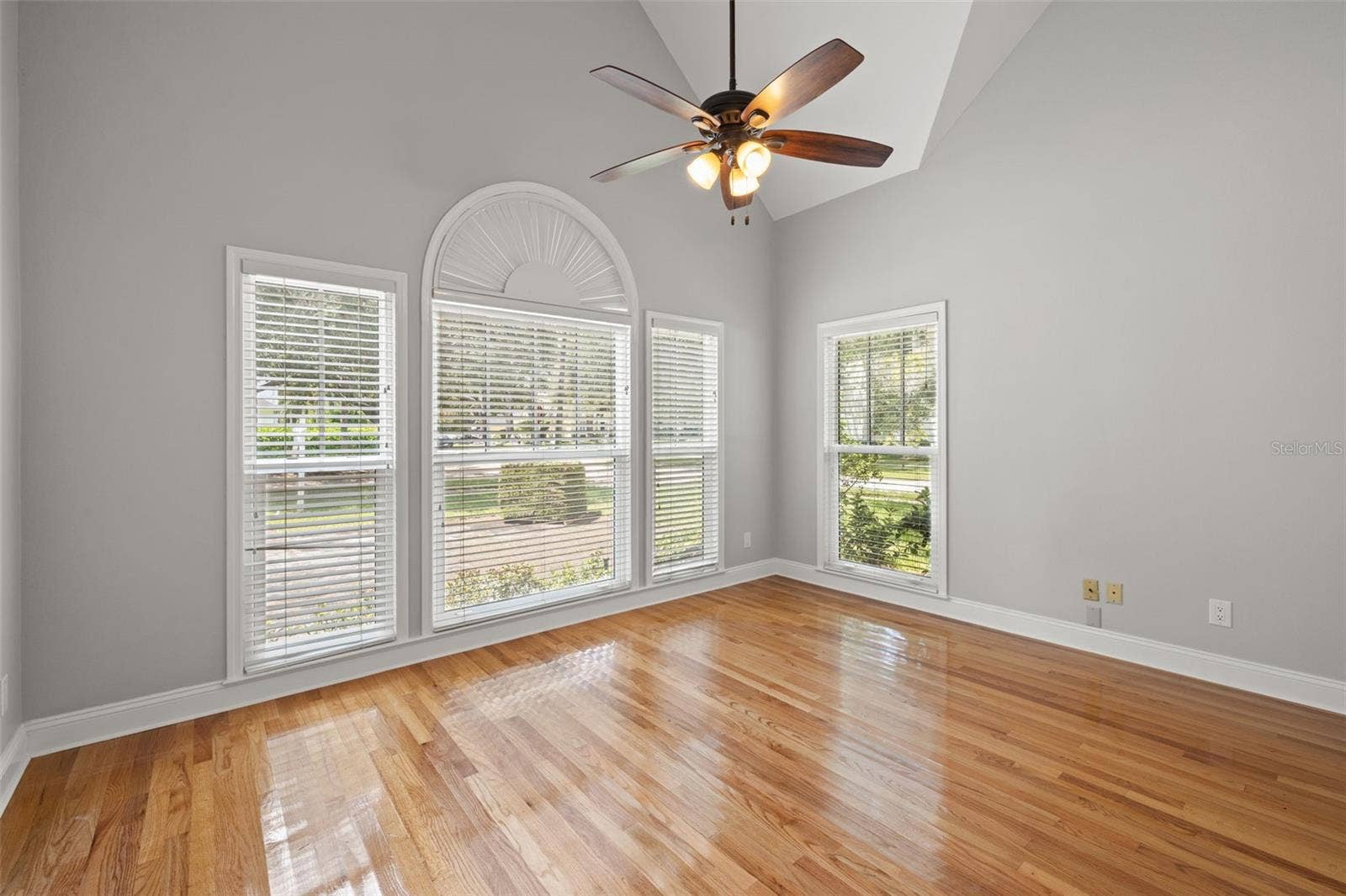 3233 W PARKLAND BOULEVARD, Tampa, FL 33609 Optional 5th bedroom- 1st floor