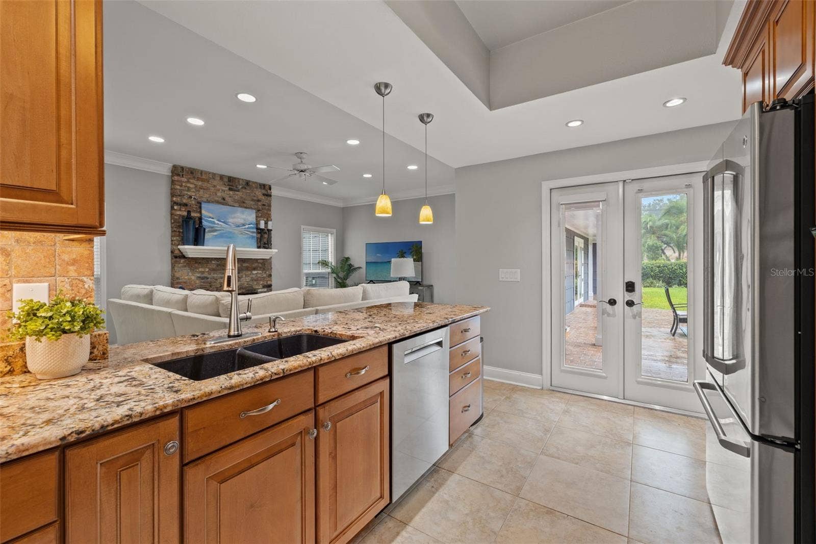 3233 W PARKLAND BOULEVARD, Tampa, FL 33609 3233 W PARKLAND BOULEVARD, Tampa, FL 33609