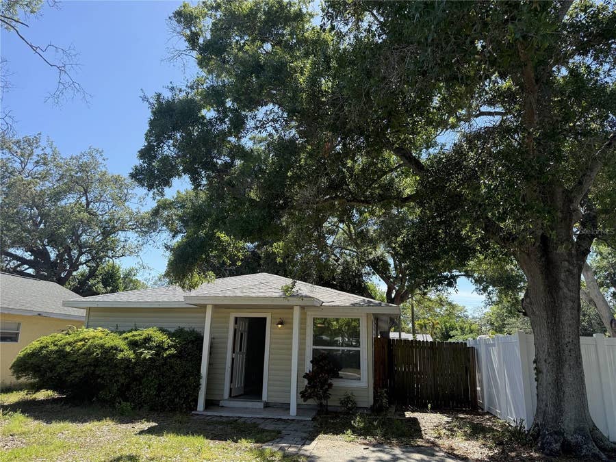 Property photo for 1348 FRIEND AVENUE, Clearwater, FL